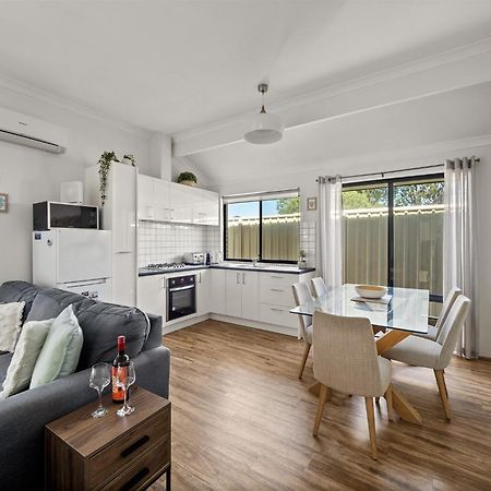 Tootys Place Margaret River Екстер'єр фото